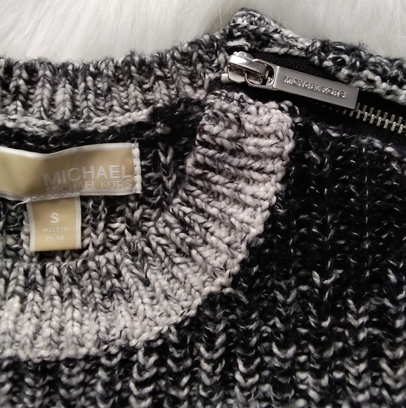 MICHAEL Michael Kors Ombre Crew Neck - Picture 3 of 10